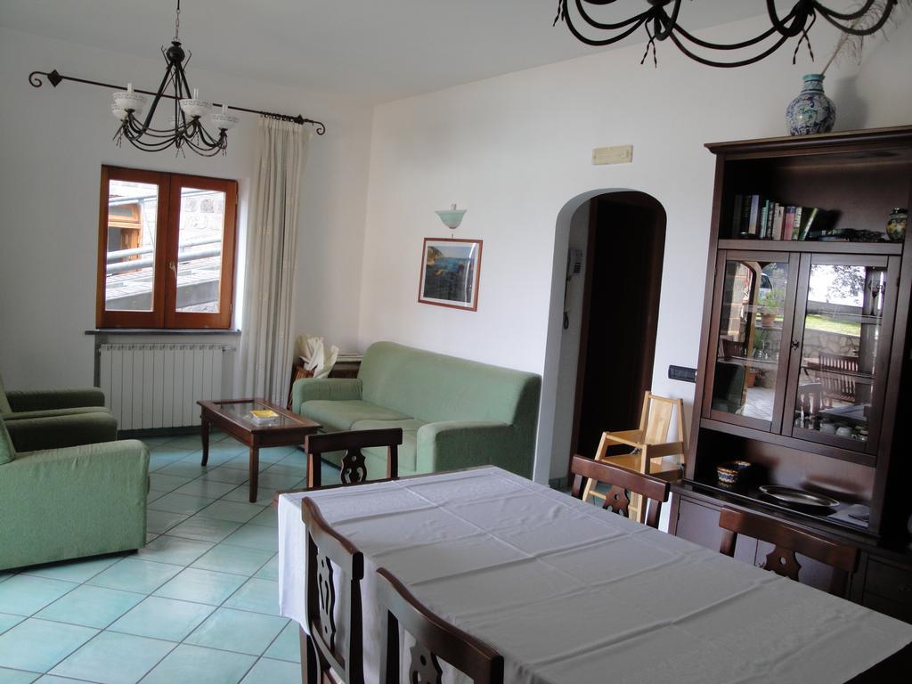Olga'S Residence Relais Nerano Rum bild