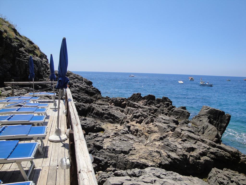Olga'S Residence Relais Nerano Rum bild