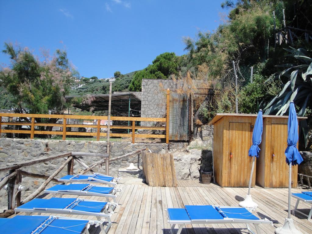Olga'S Residence Relais Nerano Rum bild