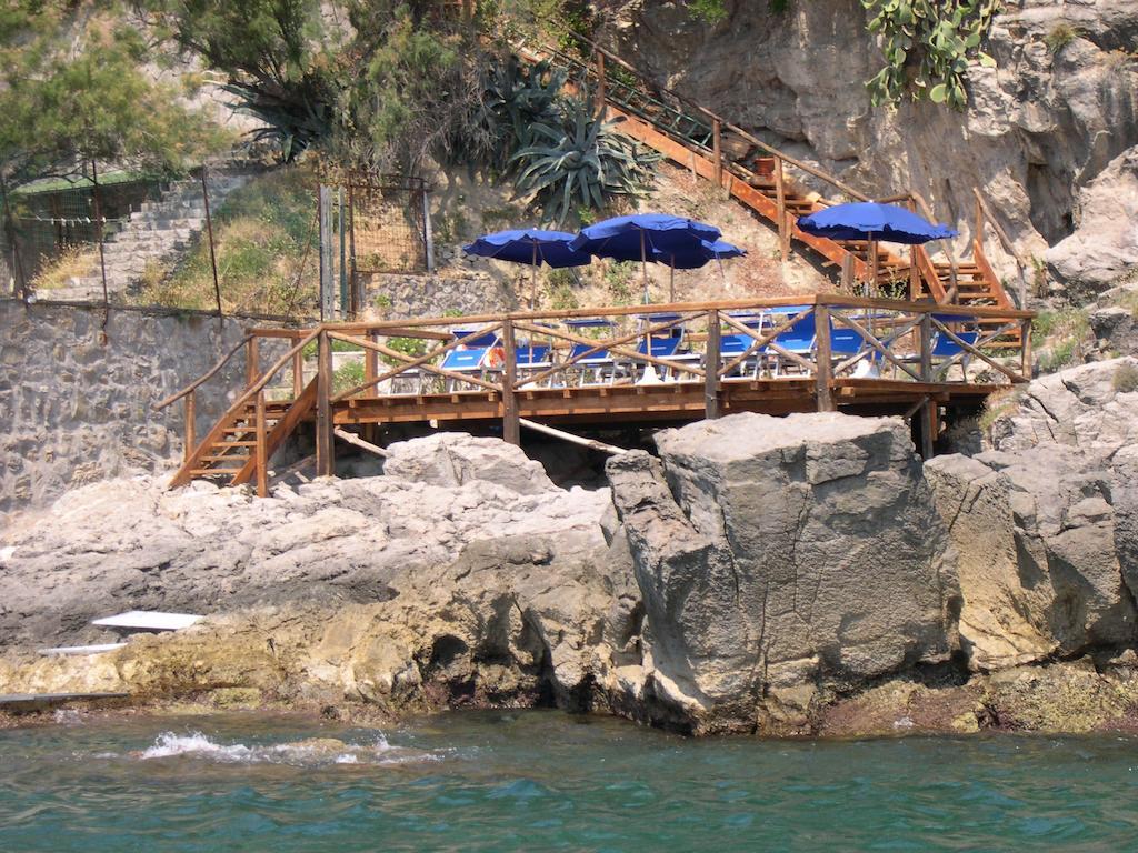Olga'S Residence Relais Nerano Rum bild