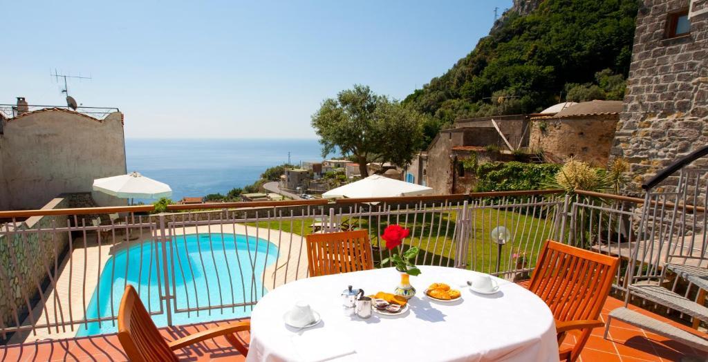 Olga'S Residence Relais Nerano Rum bild